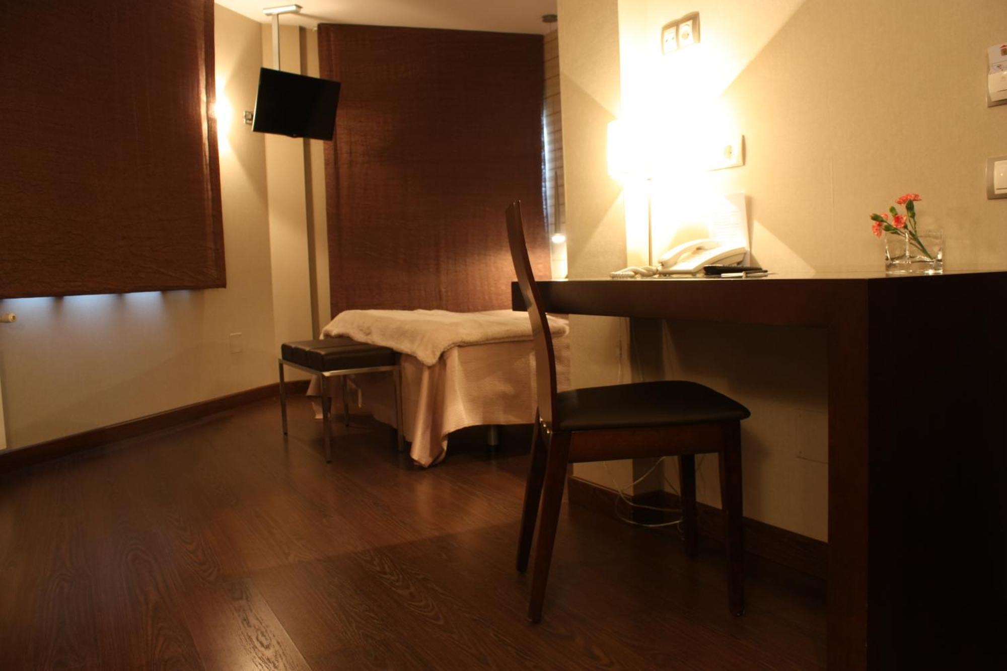 Hotel Pontes Do Eume Puentes de Garcia Rodriguez Room photo